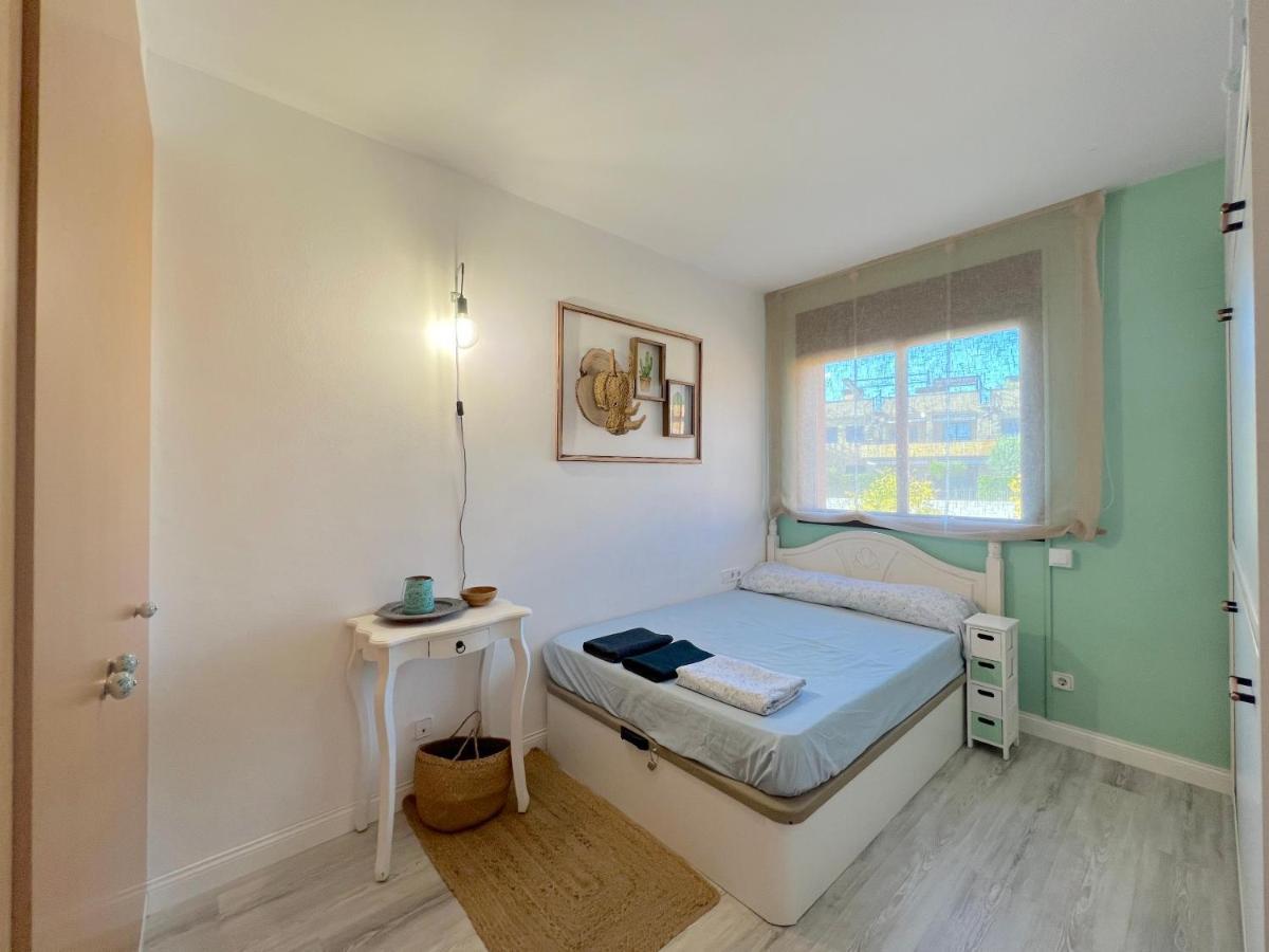 Coma-Ruga Beach Apartment Tarragona Exteriör bild