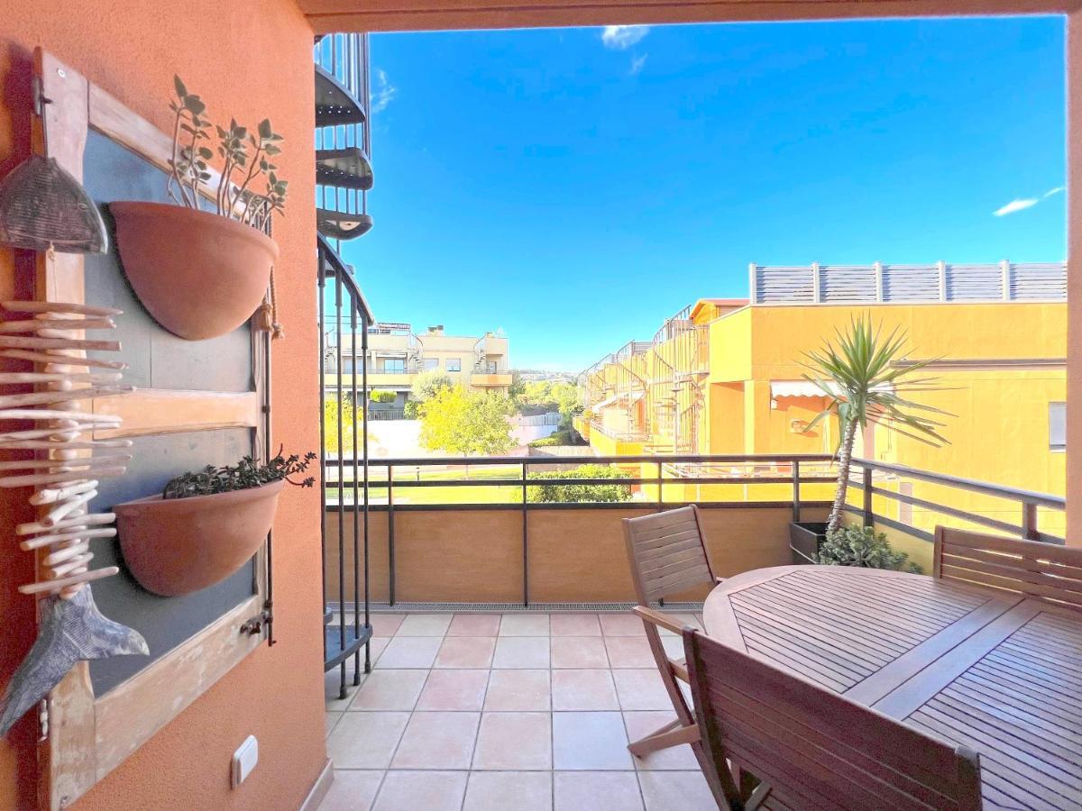 Coma-Ruga Beach Apartment Tarragona Exteriör bild