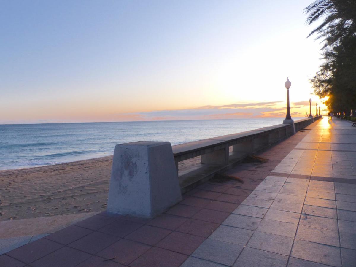 Coma-Ruga Beach Apartment Tarragona Exteriör bild