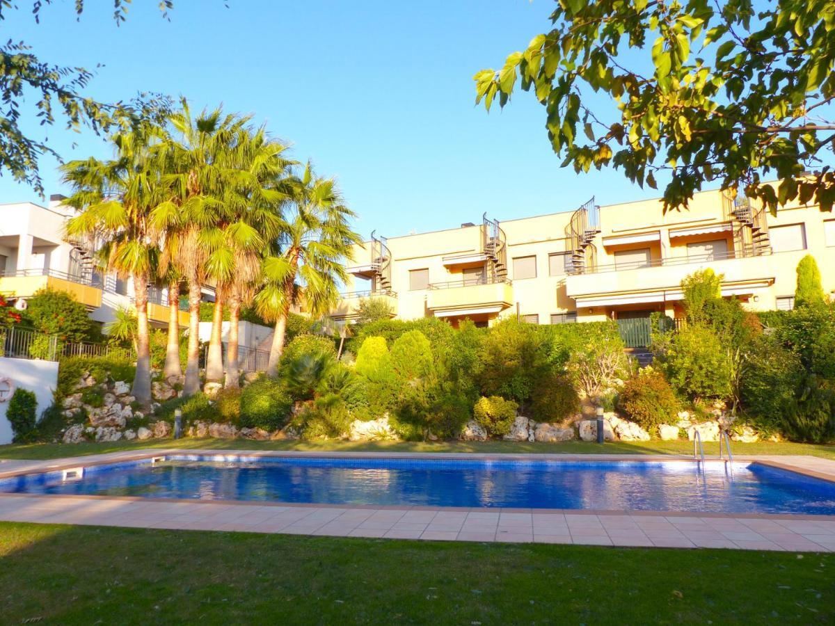 Coma-Ruga Beach Apartment Tarragona Exteriör bild